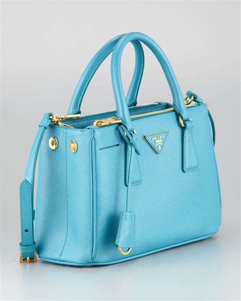 top prada purses women want